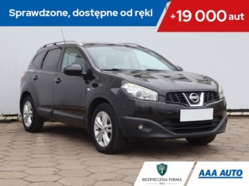 Nissan Qashqai I Crossover 2.0 140KM 2010 Nissan Qashqai+2 2.0 i, GAZ, 7 miejsc, Klima