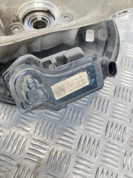 Поворотный кулак ЗАДНИЙ ПРАВЫЙ VW ID.3 1EA505436M