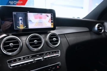 Mercedes Klasa C W205 Kabriolet Facelifting 1.5 200 184KM 2019 Mercedes-Benz Klasa C C200 4MaticFV23kamera cofania AMG line 1.5 184KM, zdjęcie 9