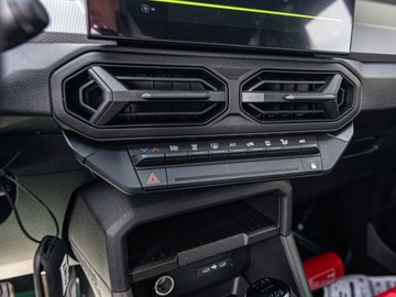 Dacia Bigster 1.2 TCe 140KM 2025 Od ręki - Bigster Essential LPG 1.2 TCe mHEV 140KM, zdjęcie 10