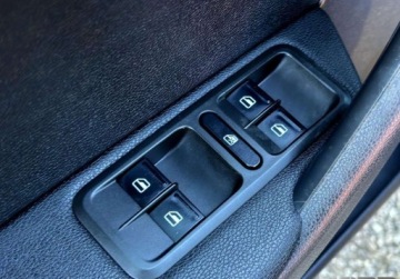 Skoda Yeti Minivan Facelifting 1.2 TSI 110KM 2017 Skoda Yeti Bezwypadkowy, FV23, KredytowanieLeasing, gwarancja 12m, DSG, zdjęcie 13