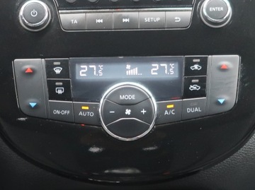 Nissan Pulsar 1.2 DIG-T 115KM 2015 Nissan Pulsar 1.2 DIG-T, Klima, Klimatronic, zdjęcie 12