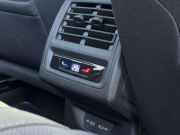 Volkswagen Golf VIII Variant 1.5 eTSI 150KM 2021 Volkswagen Golf mHev, Ladowarka indukcyjna, Head-Up, ACC, APP, Asystenci, zdjęcie 14