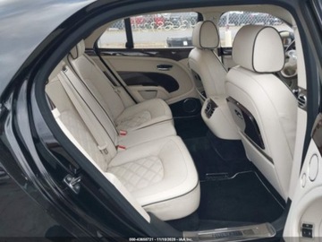 Bentley Mulsanne 2016 Bentley Mulsanne Speed 2016 6.8 Benzyna 530KM, zdjęcie 12