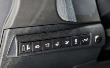 Toyota Corolla XII TS Kombi Facelifting 2.0 Hybrid Dynamic Force 196KM 2023 Toyota Corolla 2.0 Hybrid GR Sport Dynamic 2.0 Hybryda 197KM, zdjęcie 36