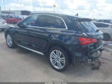 Audi Q5 II SUV 2.0 TFSI 252KM 2018 Audi Q5 2018 AUDI Q5 2.0T PREMIUM2.0T TECH PREMIUM 2.0 Benzyna 252KM, zdjęcie 3
