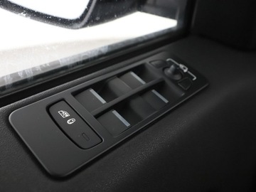 Land Rover Discovery Sport SUV 2.0 TD4 150KM 2018 Land Rover Discovery Sport 2.0Td4 SE AWD, zdjęcie 34