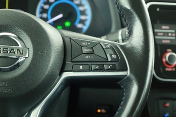 Nissan Leaf II Hatchback Elektryczny 40kWh 150KM 2018 Nissan Leaf 40 kWh, SoH 86%, Salon Polska, zdjęcie 19
