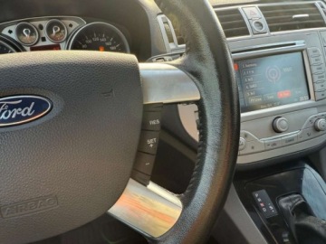 Ford Kuga II SUV 2.0 Duratorq TDCi 140KM 2012 Ford Kuga Nawigacja Panoramadach Lampy LED Automat Skora Podgrzewane Fotele, zdjęcie 17