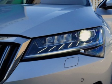 Skoda Superb III Kombi Facelifting 2.0 TDI SCR 200KM 2022 Skoda Superb 2.0TDI 200KM Style DSG SerwisASO Acc Kessy Virtual Matrix Hak, zdjęcie 36