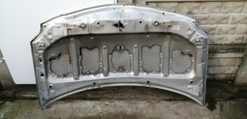 TOYOTA AURIS И КАПОТ