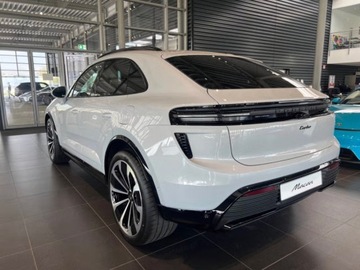 Porsche Macan 2025 PORSCHE Macan Turbo Suv (584KM) 2025, zdjęcie 2