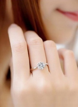 36 РЕГУЛИРУЕМЫХ КОЛЬЦО ПРИНЦЕССА + КОРОБКА-СЕРДЦЕ золото с глазком