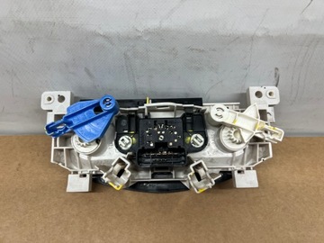DACIA DUSTER I PANEL PŘEPÍNAČ KLIMATIZACE