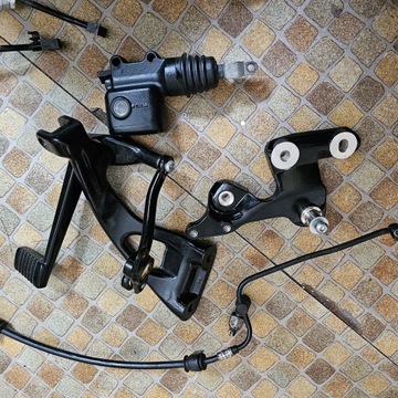 Harley Softail Street Bob FXLR оригинальное тормозное оборудование и насос 18-23р.