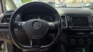 Volkswagen Sharan II Van Facelifting 2.0 TDI SCR 150KM 2016 Volkswagen Sharan Highline Duża Navi ledy, zdjęcie 13