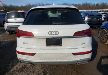 Audi Q5 II SUV Facelifting 2.0 45 TFSI 265KM 2024 Audi Q5 Auta z USA - Zapytaj o wiecej ofert 2.0 Benzyna 265KM, zdjęcie 6