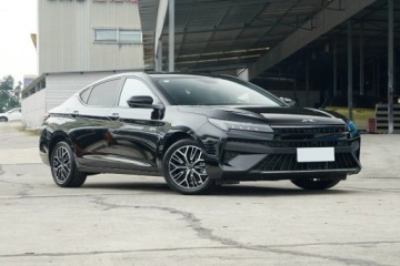 JAC 2026 JAC J7 Plus 1.5T CVT Sedan 136KM 2026, zdjęcie 2