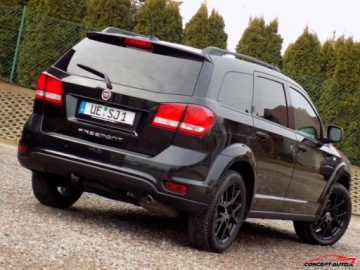 Fiat Freemont 2.0 Multijet II 16v 170KM 2014 Fiat Freemont BLACK CODE 170KM AWD Alpine Skora Kamera 7m 2.0 Diesel 170KM, zdjęcie 8