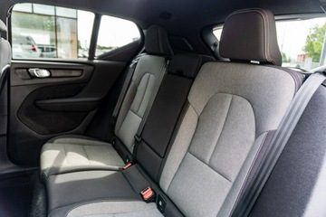 Volvo XC40 Crossover Facelifting 2.0 B4 197KM 2024 Volvo XC 40 B4 197KM FV23%, zdjęcie 11