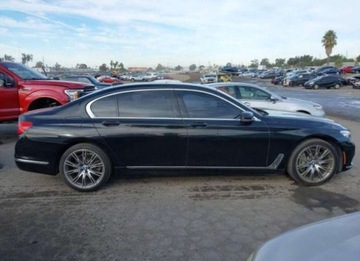 BMW Seria 7 G11-G12 2019 BMW Seria 7 2019, 3.0L, od ubezpieczalni 3.0 Benzyna 320KM, zdjęcie 2