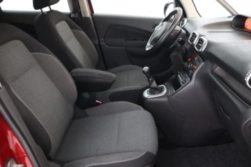 Citroen C3 Picasso 1.2 PureTech 110KM 2015 Citroen C3 Picasso 1.2 PureTech, Salon Polska, zdjęcie 8