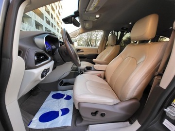 Chrysler Pacifica II 3.6 V6 291KM 2021 chrysler pacifica Touring L, Automat, Dokumentacja 7 Miejsc,2,xKlucz, zdjęcie 4