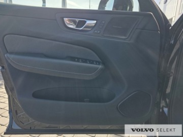 Volvo XC60 II 2025 Volvo XC 60 FV23 Black Edition AWD BLIS ACC Pilot, zdjęcie 13