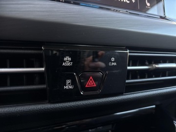 Volkswagen Golf VIII Hatchback 1.5 TSI EVO 150KM 2023 Volkswagen Golf 1.5TSI 150KM Style (Bezwypadkowa,, zdjęcie 24