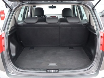 Kia Venga Mikrovan 1.6 DOHC CVVT 125KM 2011 Kia Venga 1.6 CVVT, Klima, Klimatronic, zdjęcie 12