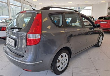 Hyundai i30 I CW 1.6 CRDi 90KM 2008 Hyundai i30 1,6 CRDi CW Kombi 1.6 Diesel 90KM, zdjęcie 6