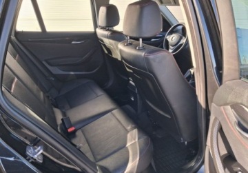 BMW X1 F48 2015 BMW X1 bezwypadekserwis aso1wlascicielz Niemiec3szt na placu 2.0 150KM, zdjęcie 9