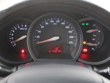 Kia Rio III Hatchback 5d Facelifting 1.2 DOHC CVVT 84KM 2015 Kia Rio 1.25 CVVT, Klima, Podgrzewane siedzienia, zdjęcie 10