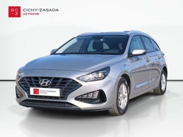 Hyundai i30 III Wagon Facelifting 1.0 T-GDI 120KM 2022 Hyundai i30 Modern 1.0 T-GDI 120KM Salon PL Ekonomiczny silnik Lane ass