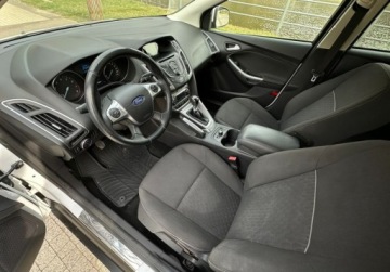 Ford Focus III Kombi 1.0 EcoBoost 125KM 2013 Ford Focus 1.0 Benzyna Bezwypadkowy Pierwszy Wlasciciel Benzyna 125KM, zdjęcie 12