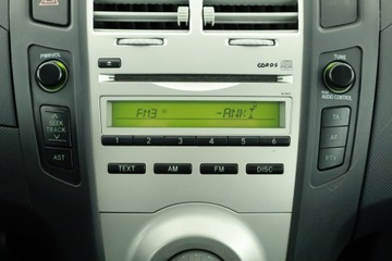 Toyota Yaris II Hatchback 5d 1.0 VVT-i 69KM 2008 Toyota Yaris 1.0 VVT-i, Salon Polska, Klima, zdjęcie 8