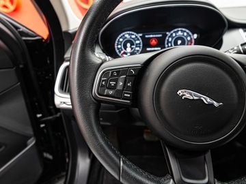 Jaguar E-Pace SUV 2.0 i4P 200KM 2019 JAGUAR E-Pace 2.0 i4P AWD R-Dynamic S Suv 200KM 2019, zdjęcie 13