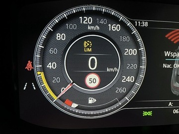 Jaguar E-Pace SUV 2.0 i4P 200KM 2020 Jaguar E-Pace 1WŁ Kraj Bezwypad 4x4 SKÓRA FV23%, zdjęcie 37