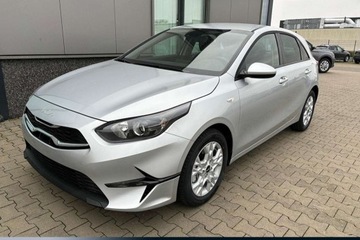 Kia Ceed III Hatchback Facelifting  1.5 T-GDI 160KM 2024 Kia Cee&#039;d 1.5 T-GDI Hatchback 160KM 2024