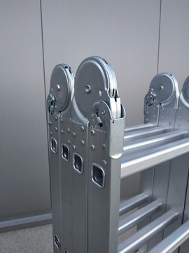 ЛЕСТНИЦА СОЕДИНЕННАЯ 4х6 ПРОФЕССИОНАЛЬНАЯ 684 СМ