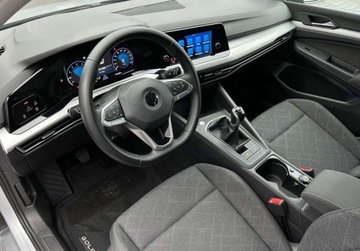 Volkswagen Golf VIII Hatchback 1.5 TSI EVO 130KM 2021 Volkswagen Golf Life Pakiety, ACC, Podgrzewane fotele, Podgrzewana kierow, zdjęcie 7