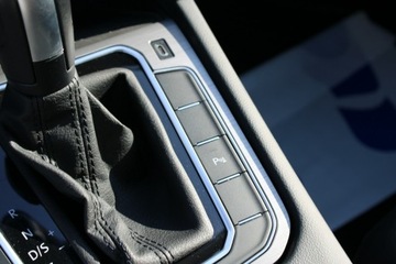 Volkswagen Passat B8 Limousine Facelifting 2.0 TDI SCR 150KM 2021 Volkswagen Passat ESSENCE LED F-vat, zdjęcie 24