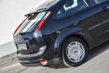 Ford Focus II Hatchback 5d 1.6 Duratec 100KM 2006 Ford Focus FORD FOCUS 1.6 101KM AUTOMAT SONY Skory Klimatronik Szyberdach, zdjęcie 11