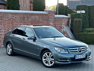 Mercedes Klasa C W204 2011 MERCEDES-BENZ KLASA C (W204) C 180 BENZYNA 154 KM, zdjęcie 14
