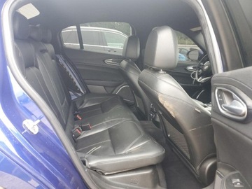 Alfa Romeo Giulia II Sedan Facelifting 2.0 Turbo 280KM 2022 Alfa Romeo Giulia 2022 ALFA ROMEO GIULIA 2.0 Benzyna 280KM, zdjęcie 10