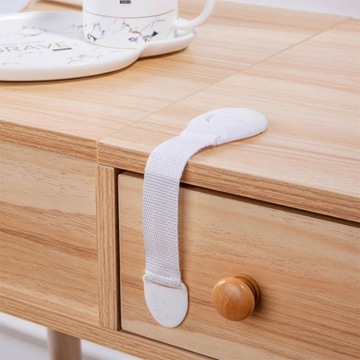 1x ЗАМОК НАДЕЖНЫЙ ДЛЯ ДВЕРЕЙ ЯЩИКА ШКАФА