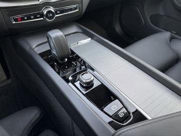 Volvo XC60 II Crossover Plug-In Facelifting 2.0 T8 455KM 2024 Volvo XC 60 XC60 T8 | 455KM | Plug-In | AWD | Ultr, zdjęcie 17
