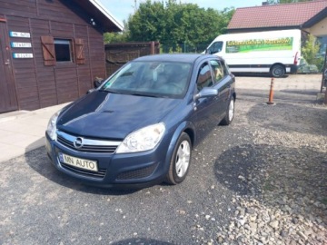 Opel Astra J Hatchback 5d 1.6 Twinport ECOTEC 115KM 2009 Opel Astra OPEL ASTRA H 1600 benzyna super stan 1.6 Benzyna 115KM, zdjęcie 8