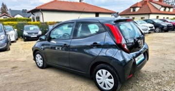 Toyota Aygo II Hatchback 3d Facelifting 1.0 VVT-i 72KM 2021 Toyota Aygo BENZYNA KLIMA 5 drzwi super oakzja POLECAMY Benzyna, zdjęcie 19