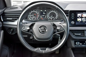 Skoda Scala Hatchback 1.0 TSI 110KM 2022 Škoda Scala Skoda Scala Bezwypadkowy / Salon, zdjęcie 14